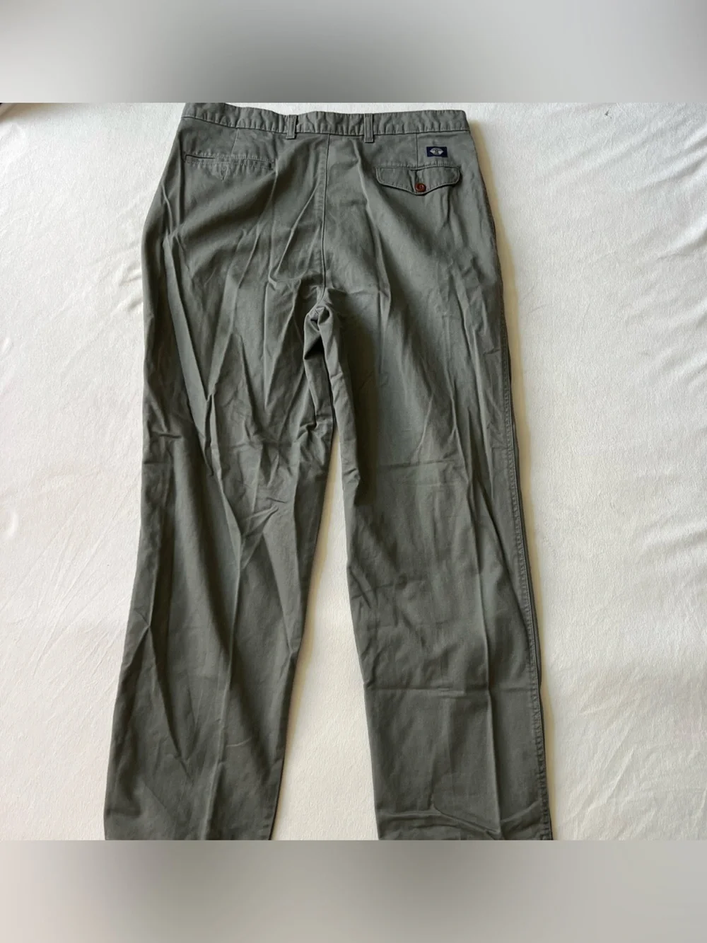 Dockers Olive Khaki Pleated Men's Chinos
